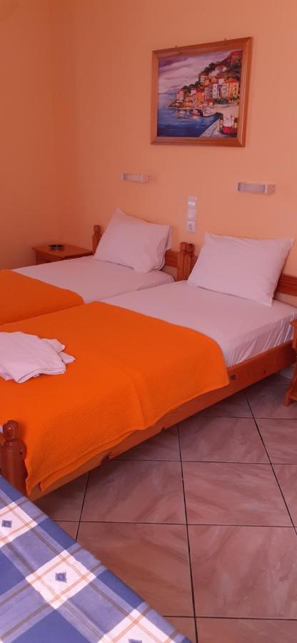 To Spiti Tis Eirinis Apartment Poros Town Luaran gambar