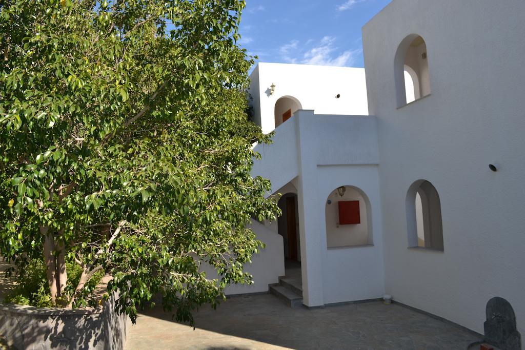 To Spiti Tis Eirinis Apartment Poros Town Luaran gambar